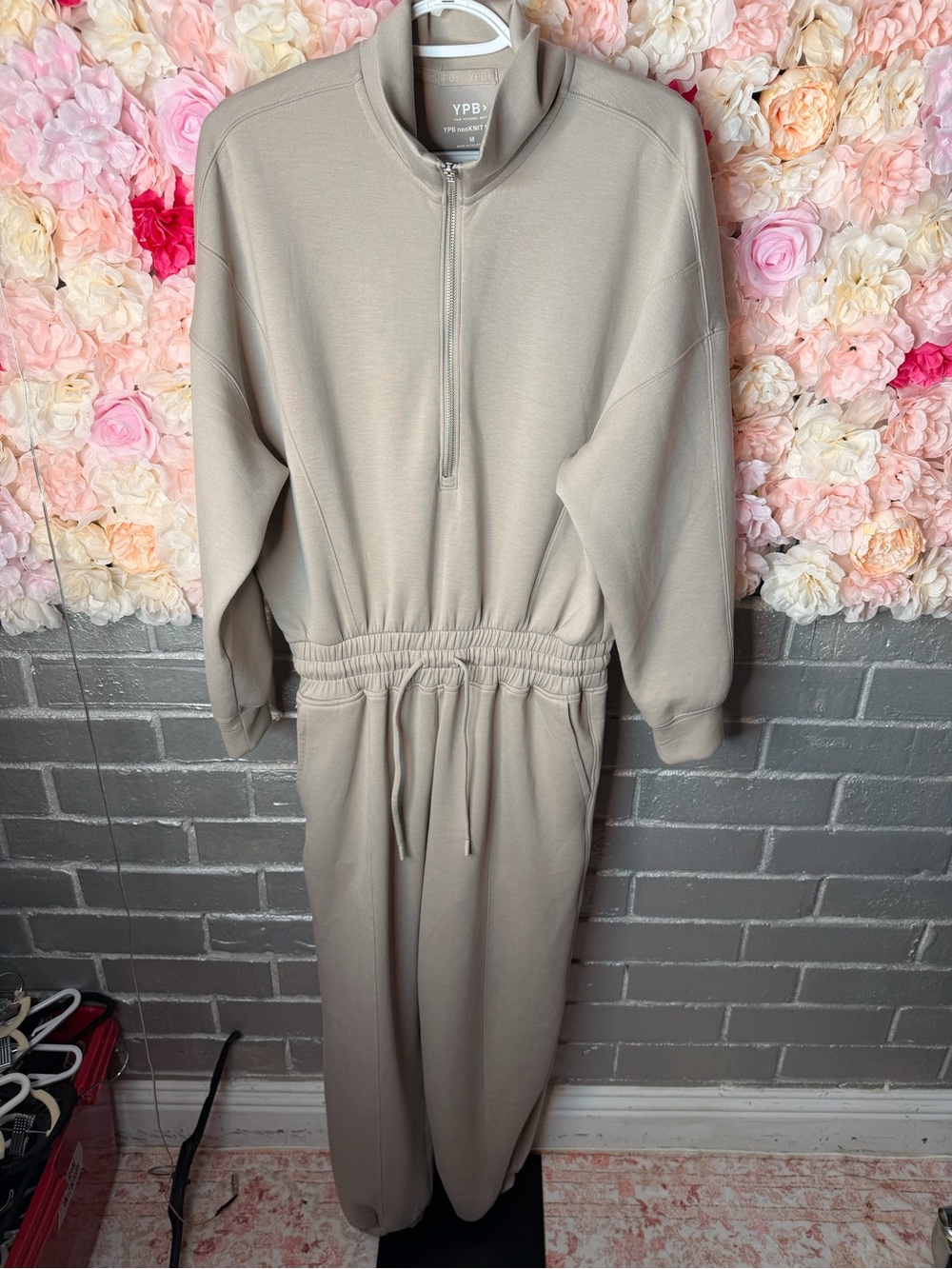 YPB Abercrombie & Fitch neoKnit MAX Long Sleeve Jogger Jumpsuit Sz M - Picture 2 of 5